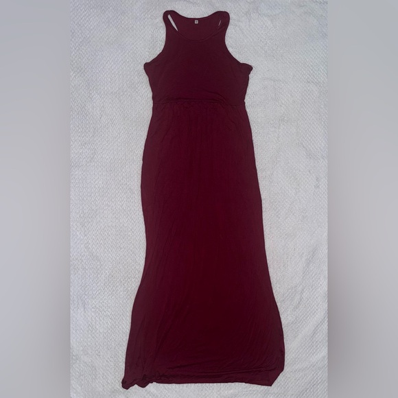 Burgundy Razorback Maxi Dress - Picture 5 of 6